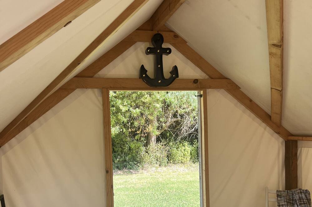 Photo of Bedroom in Isleton