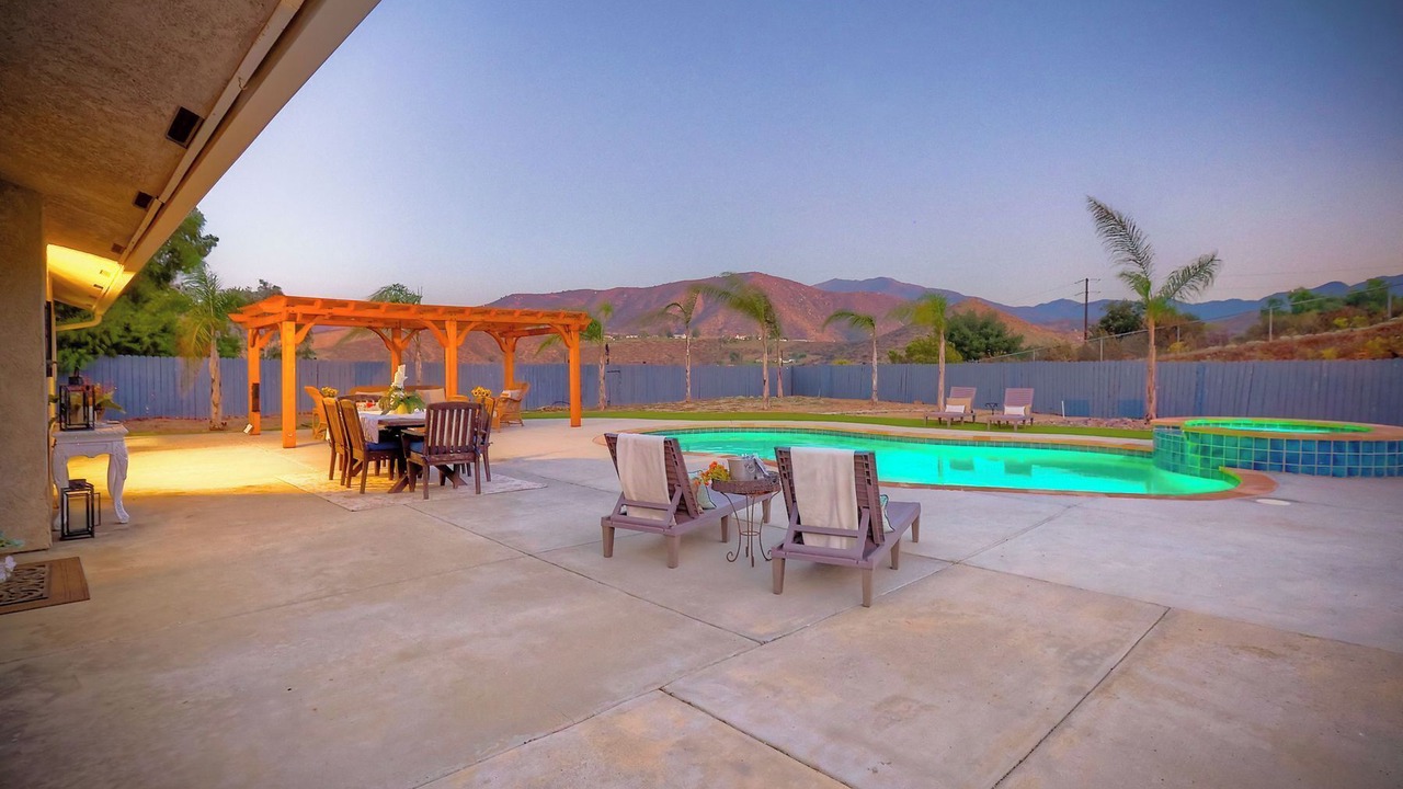 Photo of Outdoor in Crest