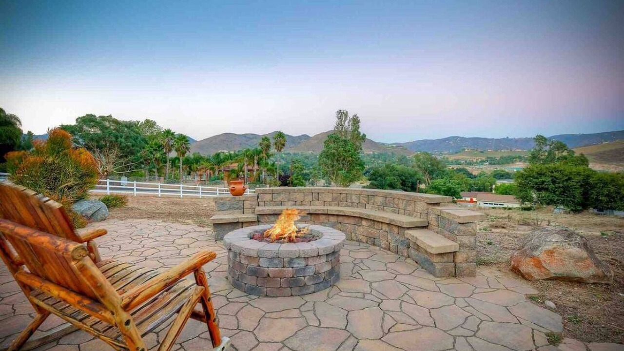 Photo of Patio Balcony in Crest