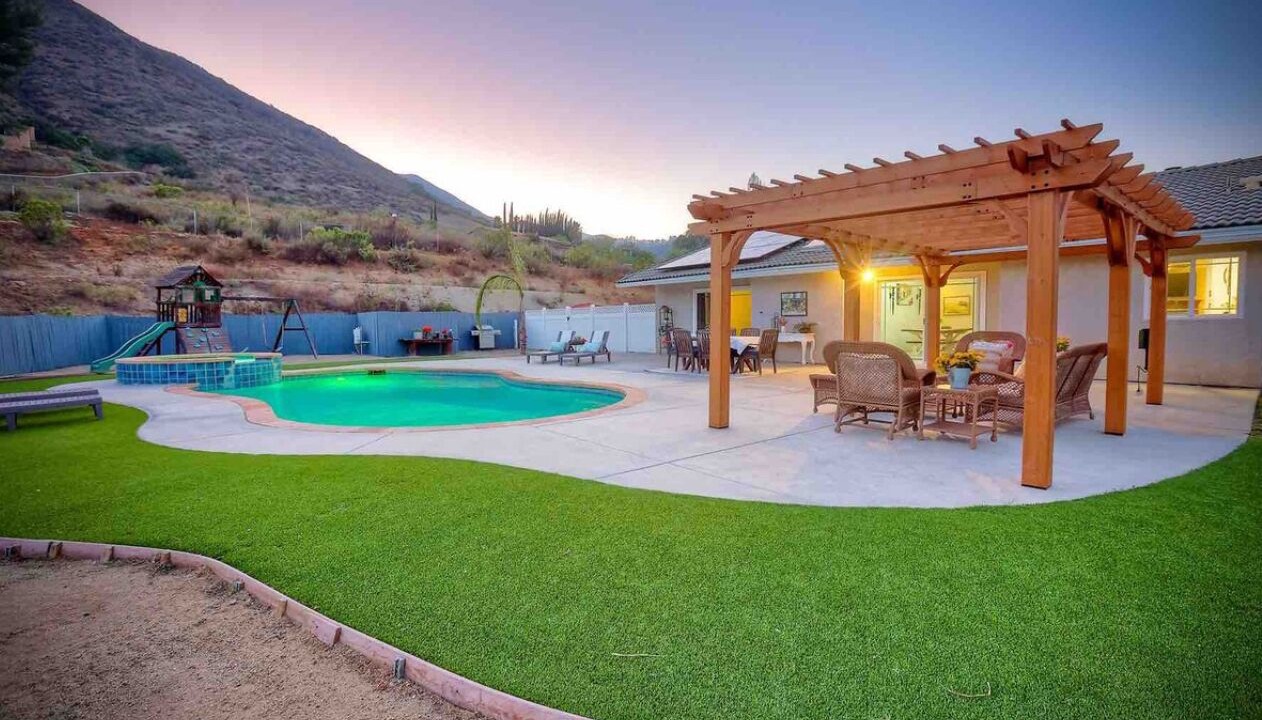 Photo of Outdoor in Crest