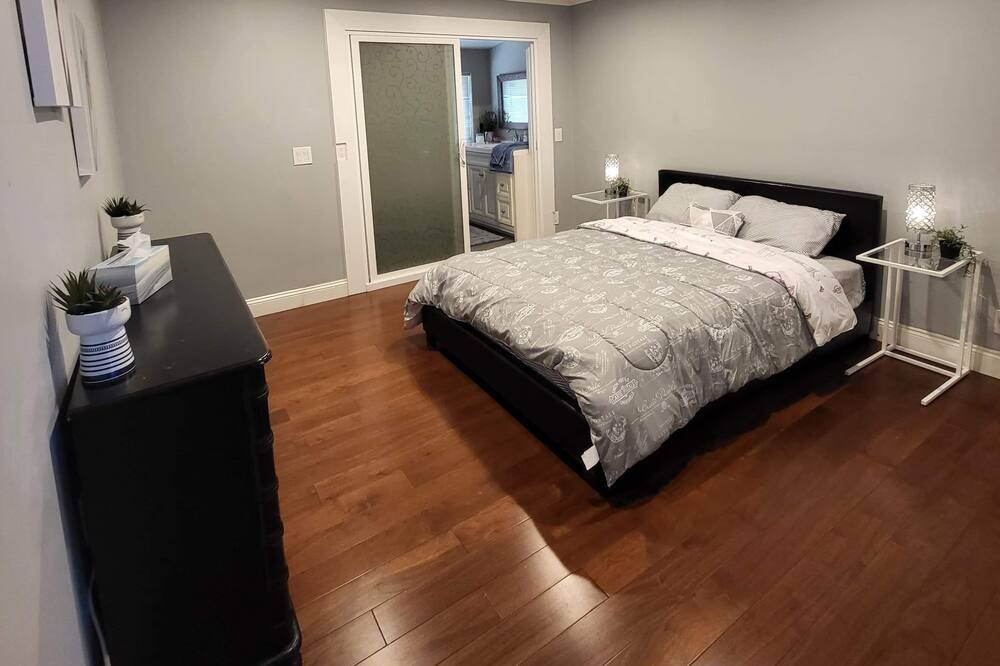 Photo of Bedroom in Evergreen
