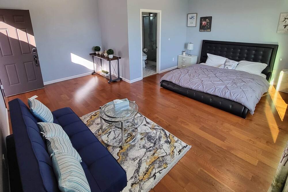 Photo of Bedroom in Evergreen