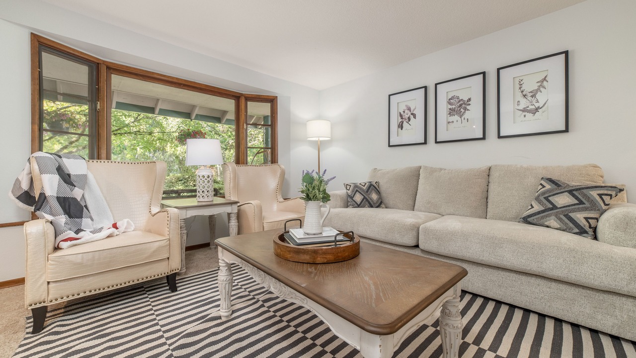 Photo of Livingroom in Beaverton