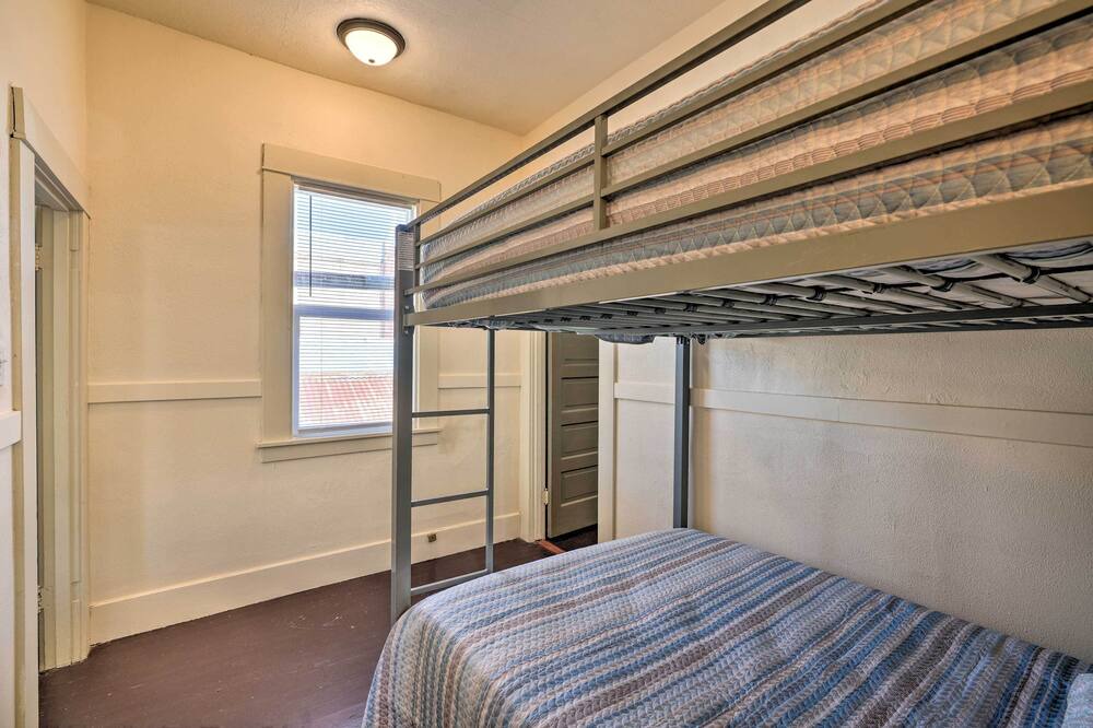 Photo of Bedroom in Jackson