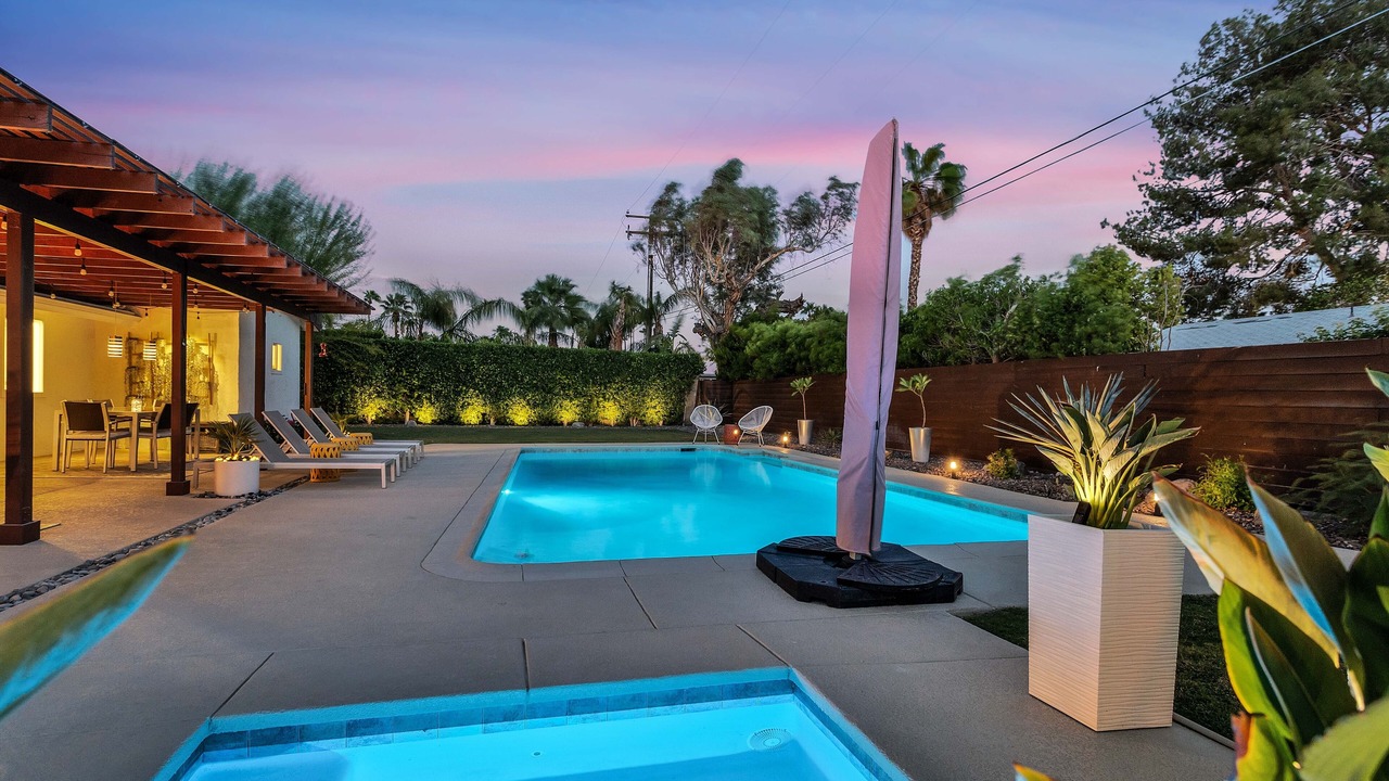 Photo of Outdoor in Sunrise Vista Chino
