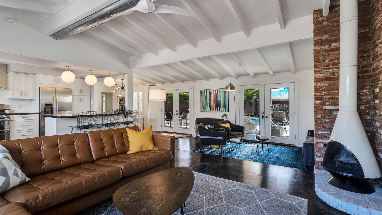 Photo of Livingroom in Sunrise Vista Chino
