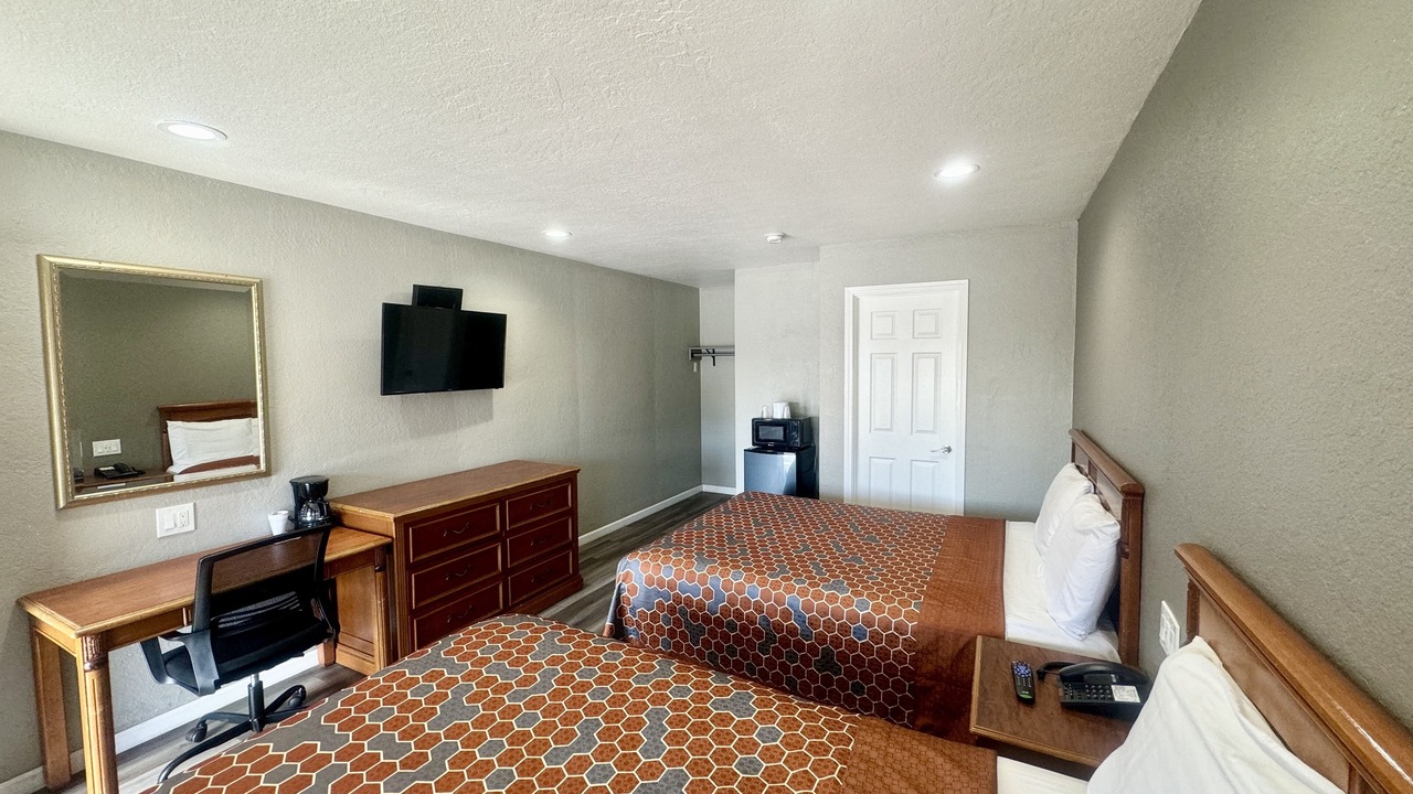Photo of Bedroom in Oroville