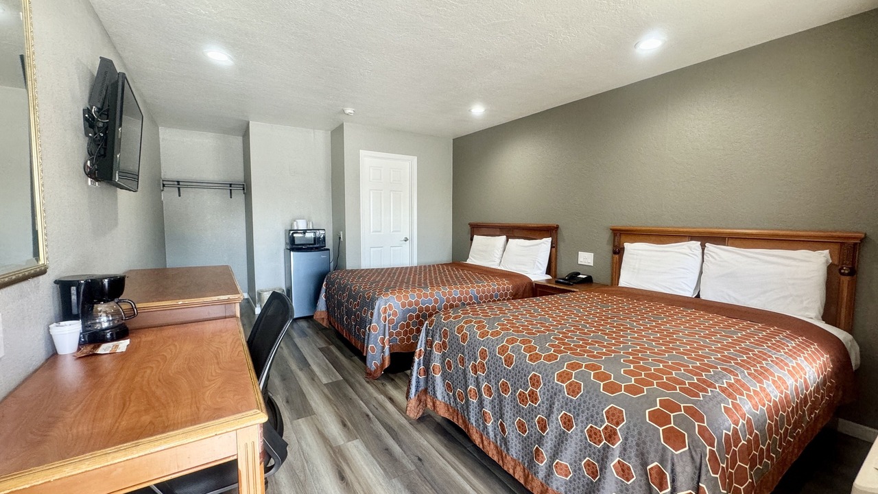 Photo of Bedroom in Oroville