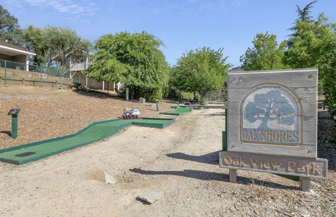Photo of Outdoor in Oak Shores