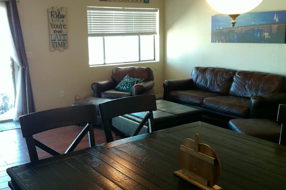 Photo of Livingroom in Lake Havasu City