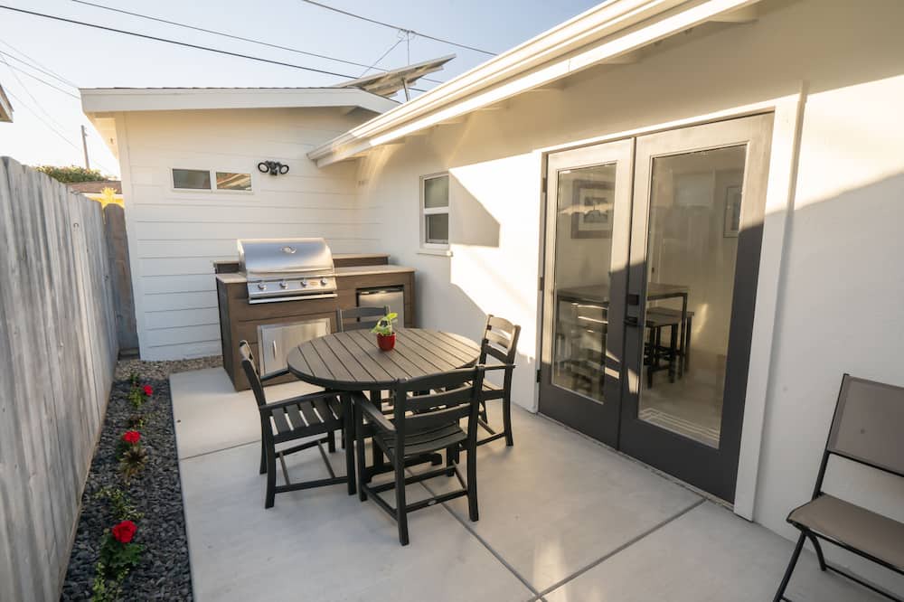 Photo of Patio Balcony in Shell Beach