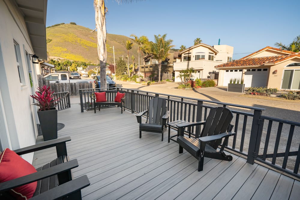 Photo of Patio Balcony in Shell Beach
