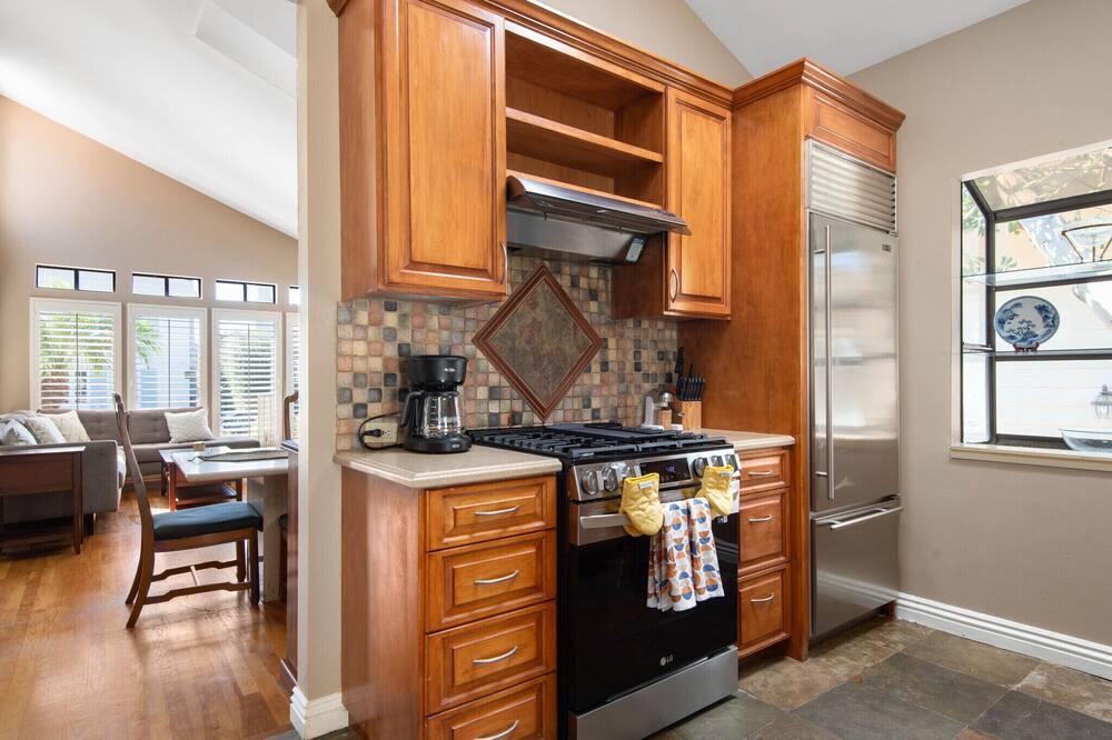 Photo of Kitchen in Beach Barber Tract