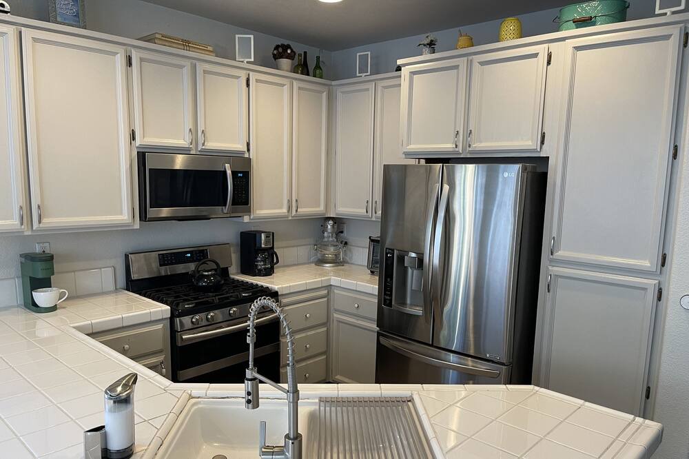 Photo of Kitchen in West Sacramento