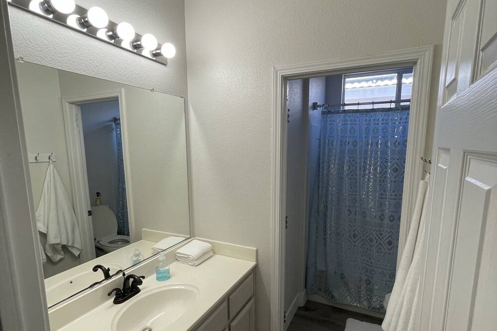 Photo of Bathroom in West Sacramento