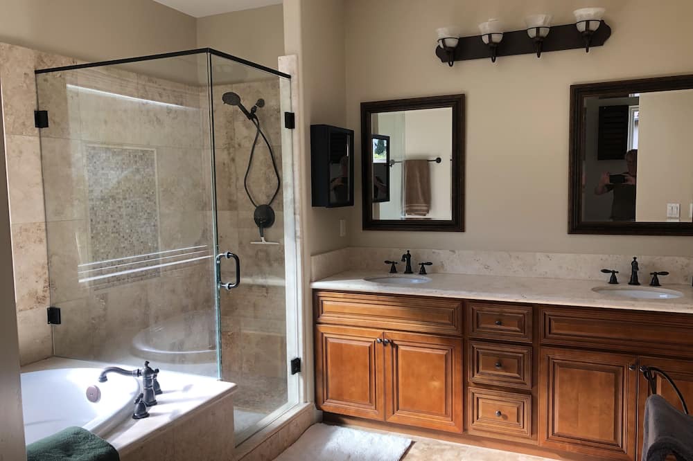 Photo of Bedroom in Avila Beach
