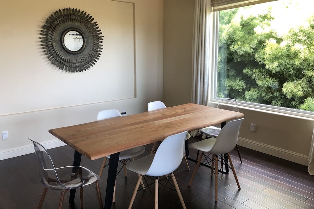 Photo of Bedroom in Avila Beach