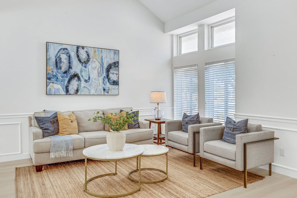 Photo of Livingroom in Eastvale
