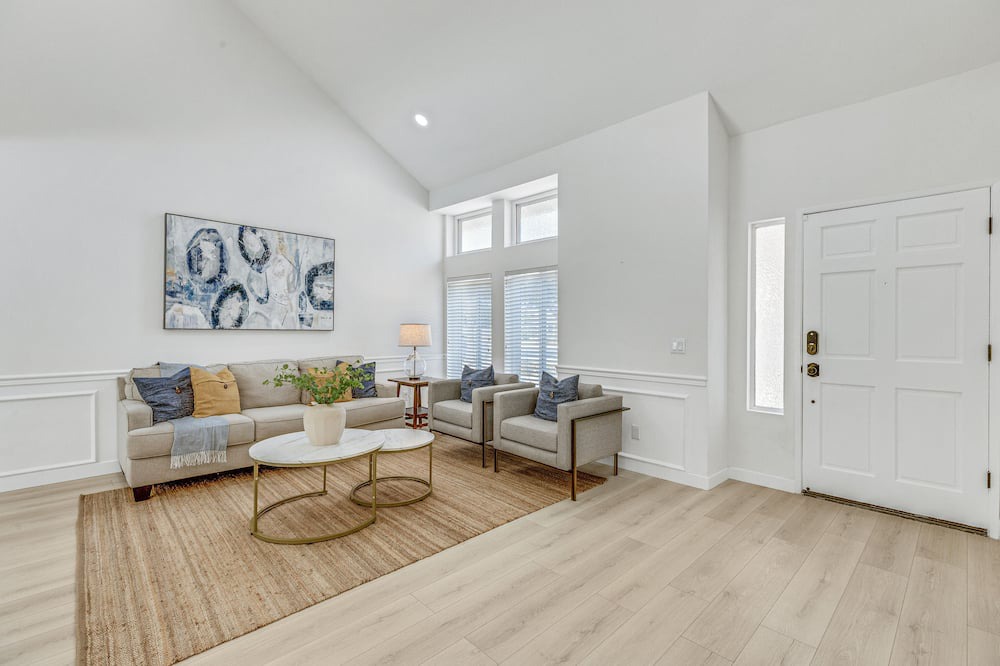 Photo of Livingroom in Eastvale
