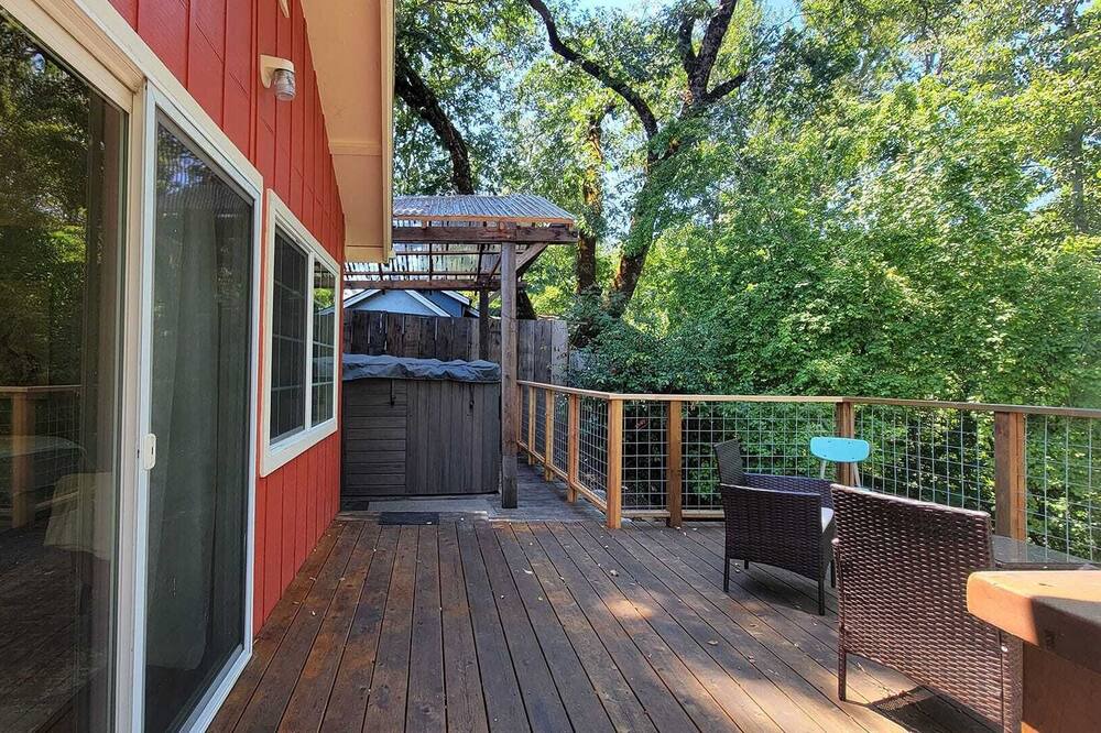 Photo of Outdoor in Gold Hill
