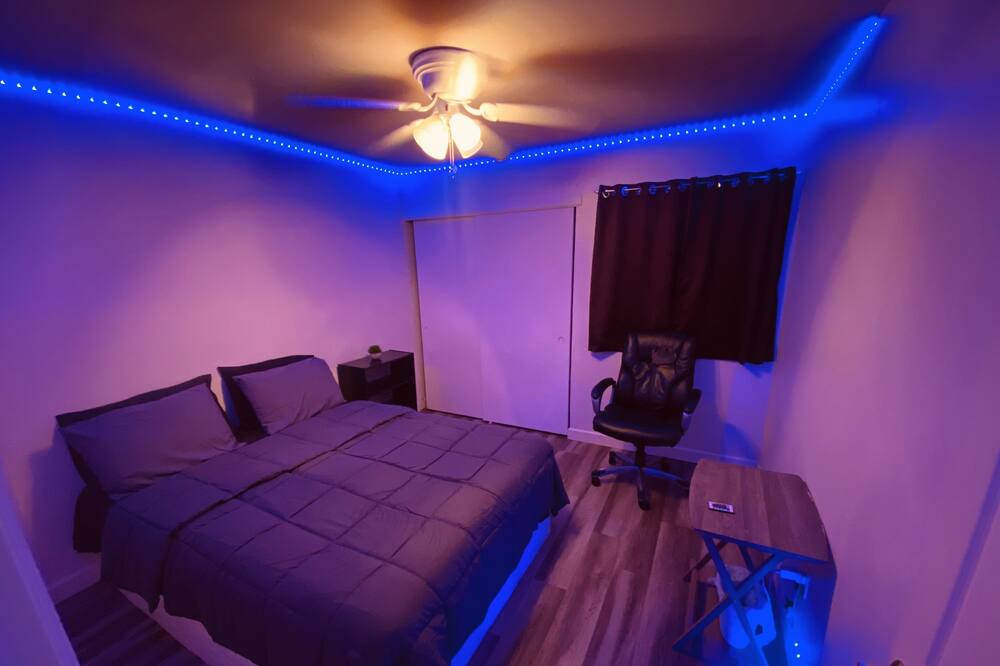 Photo of Bedroom in Elverta