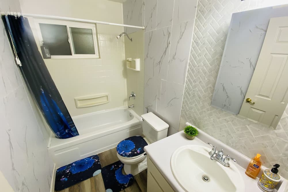 Photo of Bathroom in Elverta