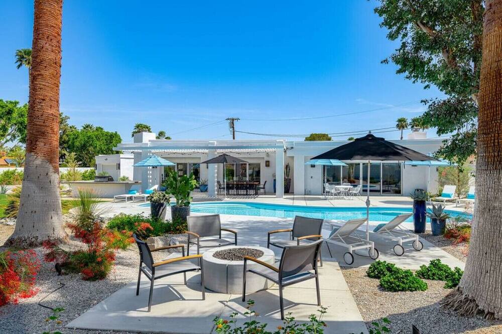 Photo of Others in Araby Commons