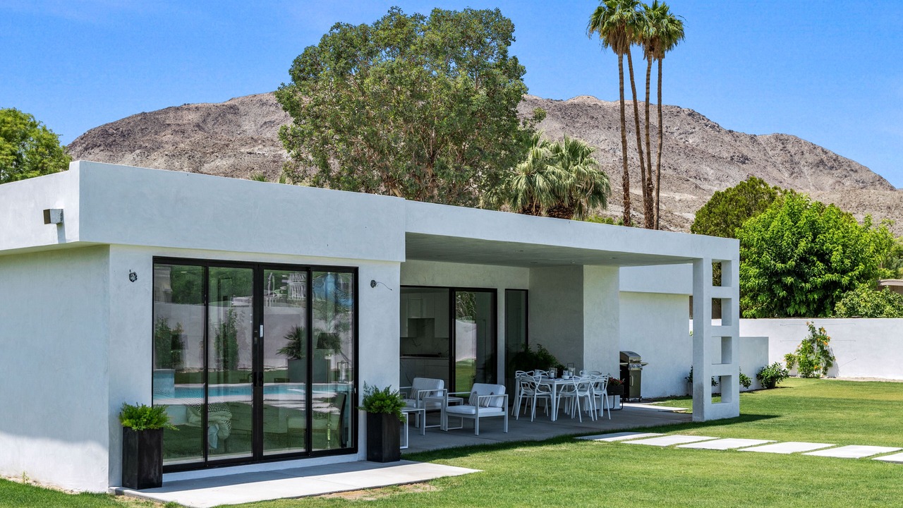 Photo of Outdoor in Magnesia Falls Cove