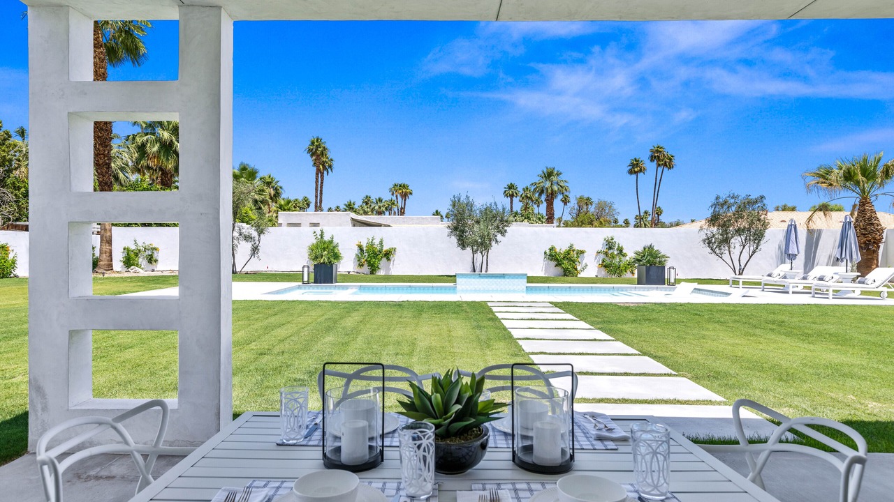Photo of Outdoor in Magnesia Falls Cove