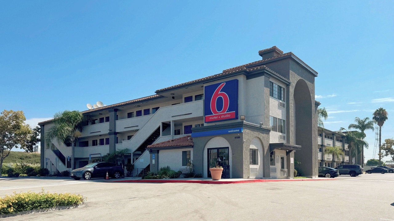 Photo of Outdoor in Bellflower