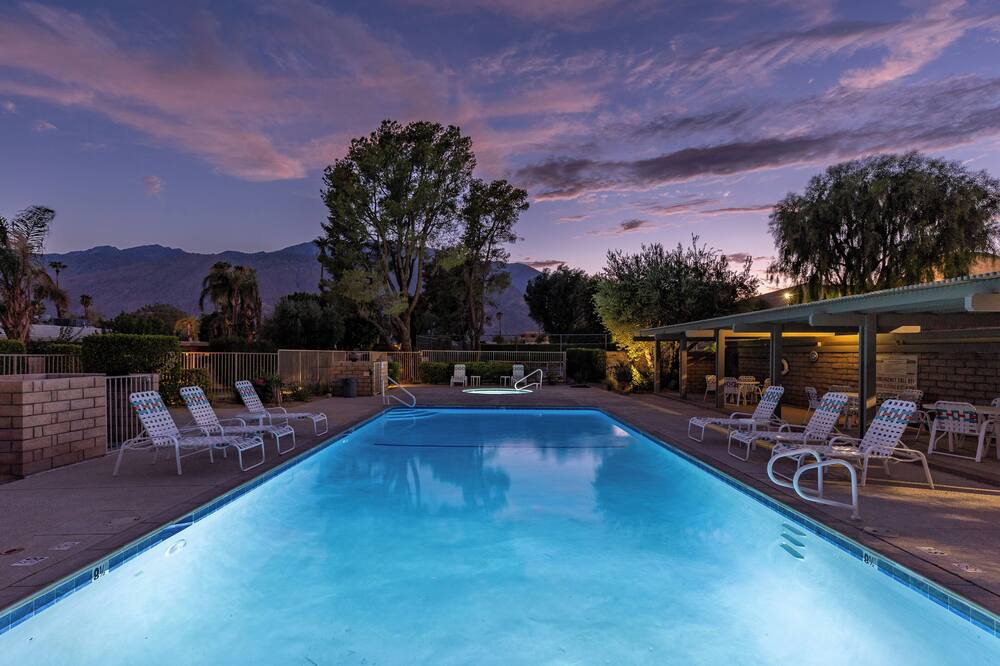 Photo of Outdoor in Sunrise Vista Chino