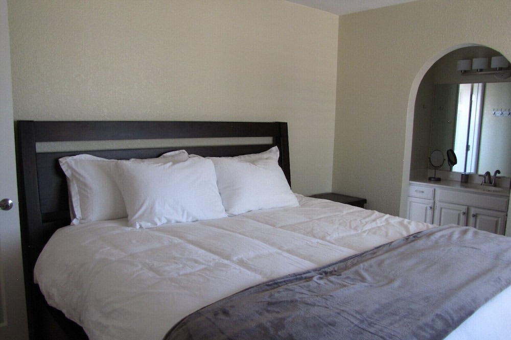 Photo of Bedroom in Fort Mohave