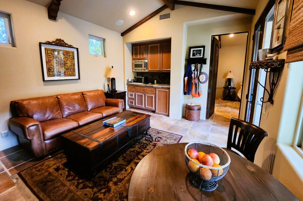Photo of Livingroom in San Juan Capistrano