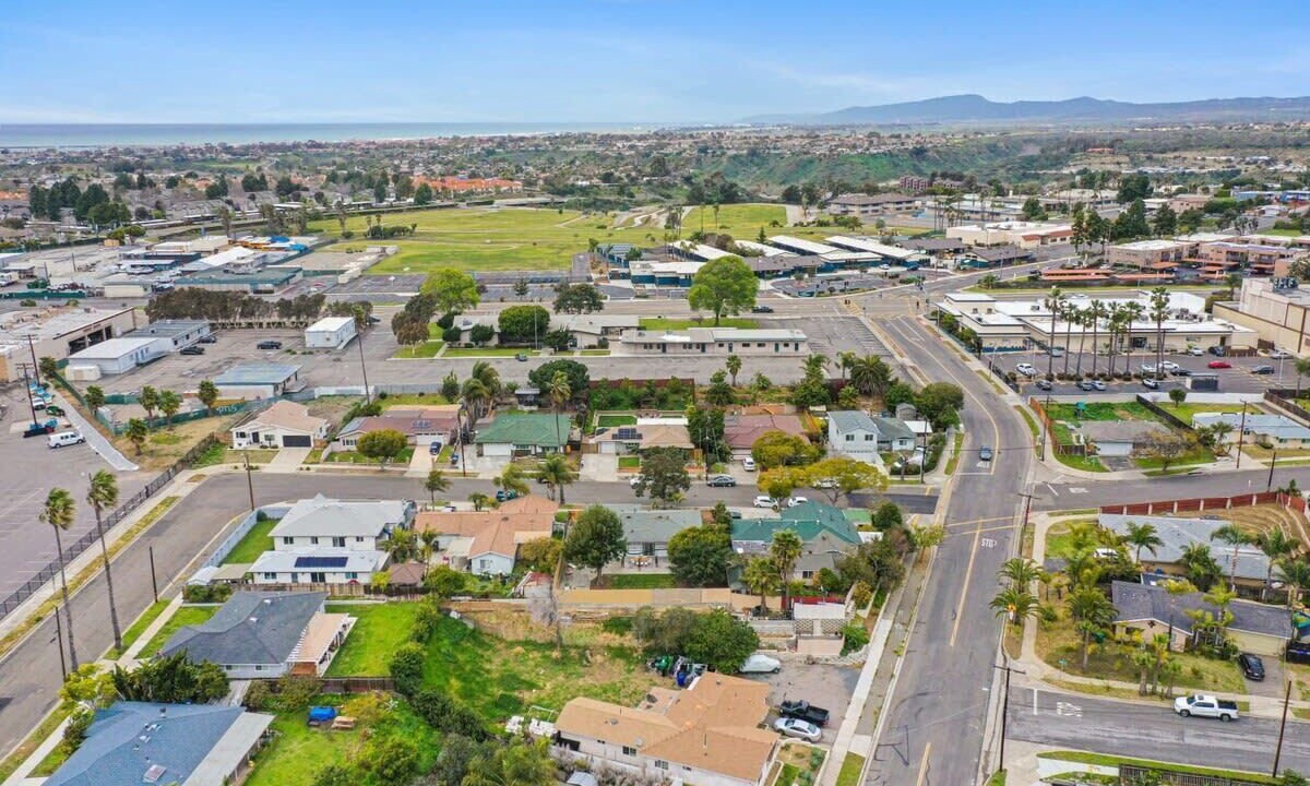 Photo of Outdoor in Loma Alta