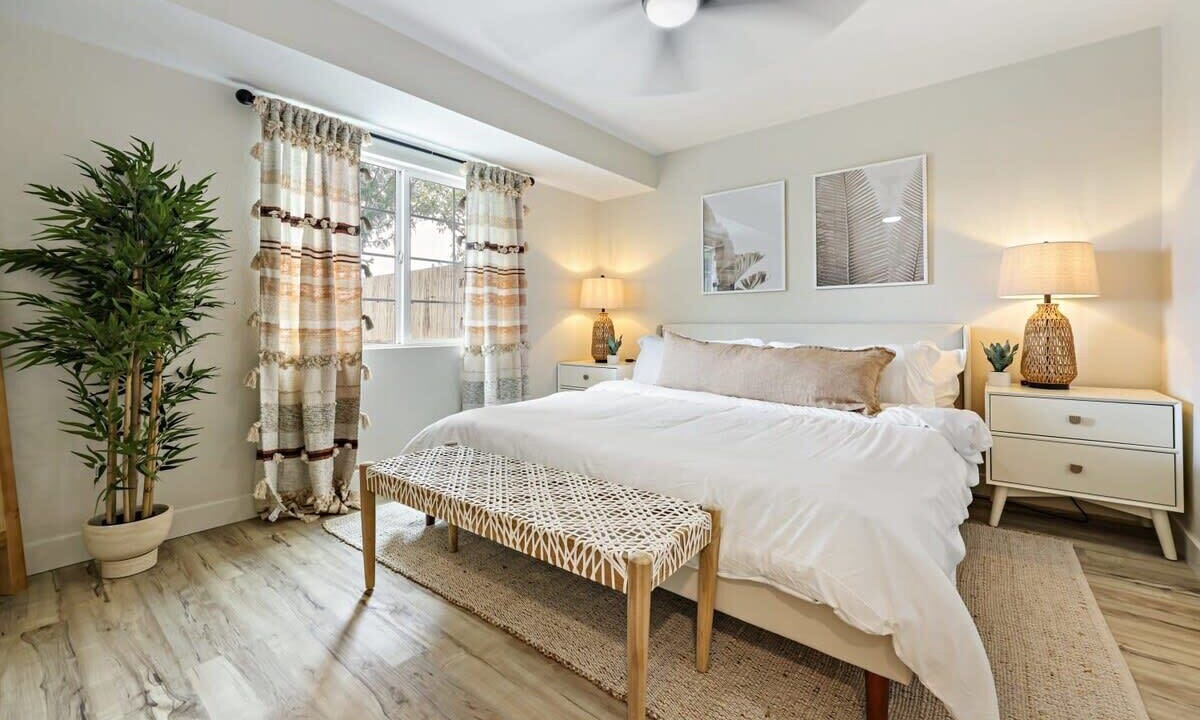 Photo of Bedroom in Loma Alta