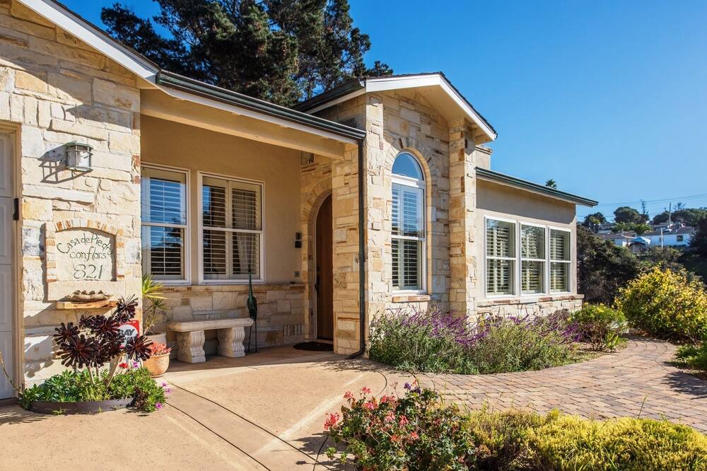 Photo of Outdoor in Del Rey Oaks