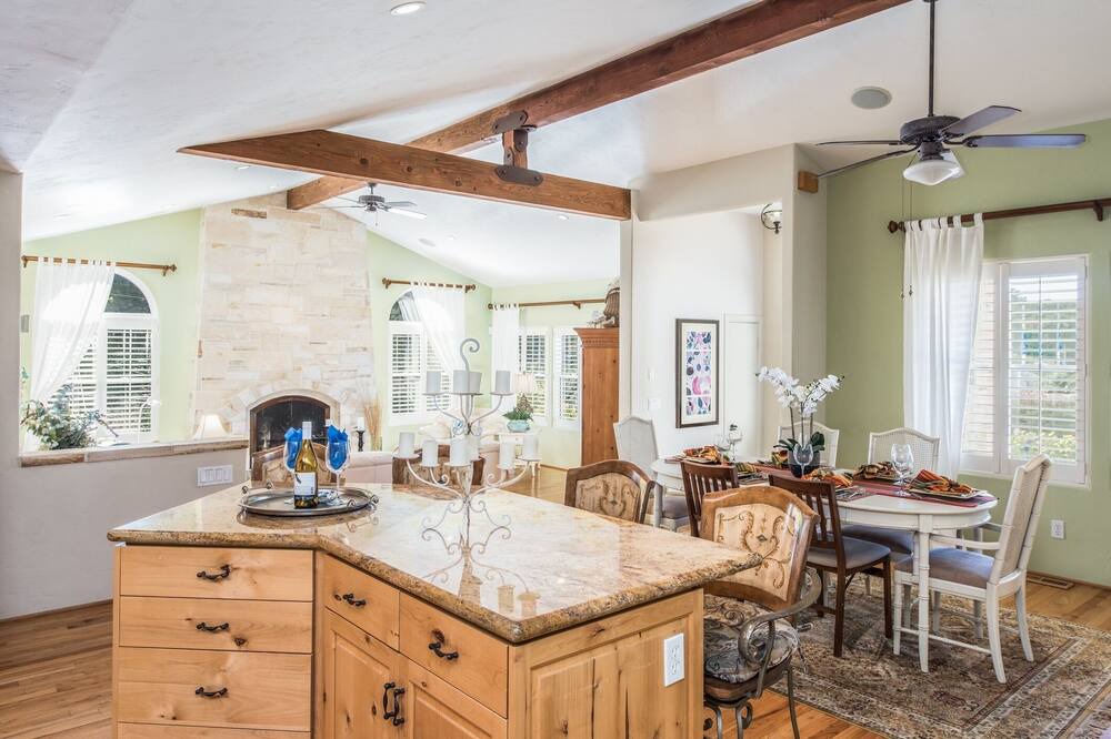 Photo of Kitchen in Del Rey Oaks