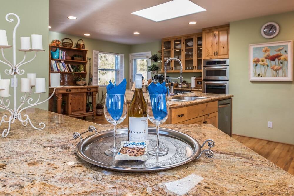 Photo of Kitchen in Del Rey Oaks
