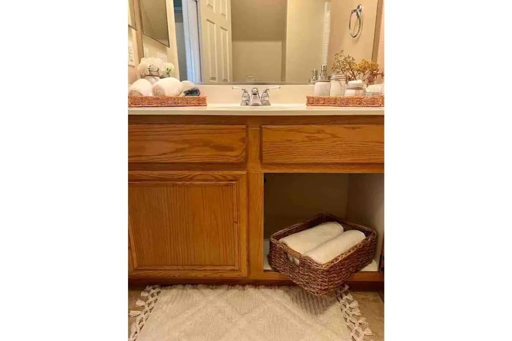 Photo of Bathroom in Corona