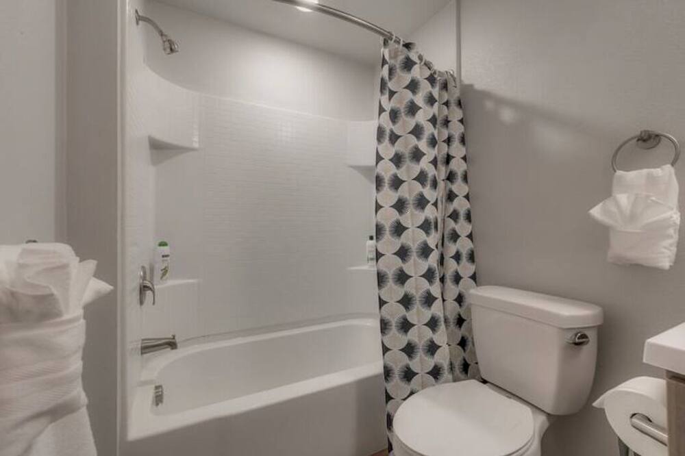 Photo of Bathroom in Chico