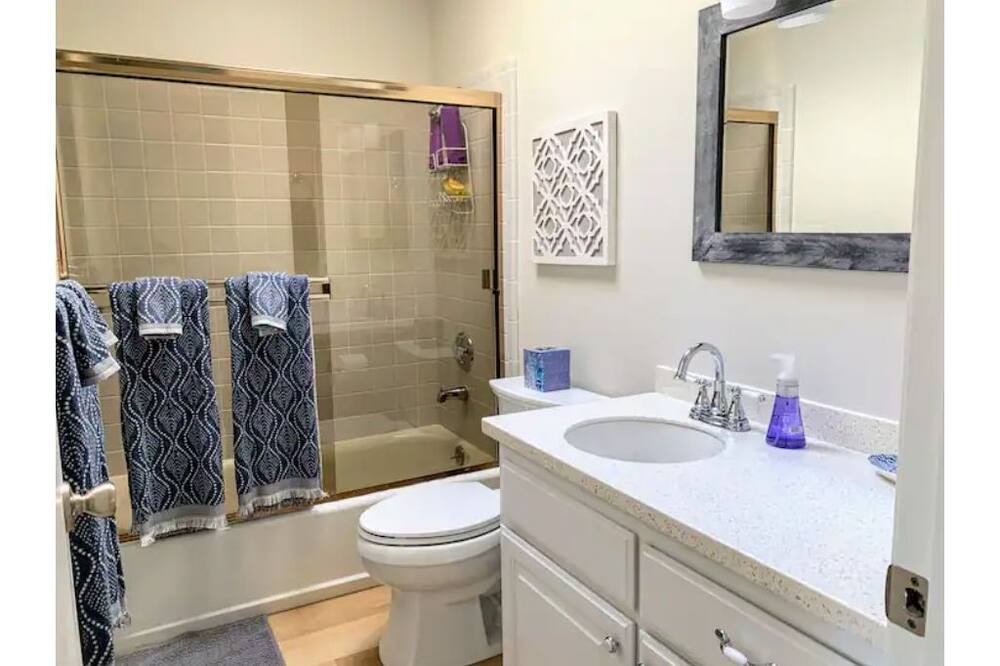 Photo of Bathroom in Eureka