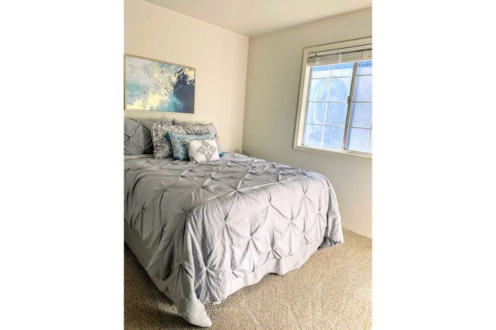 Photo of Bedroom in Eureka