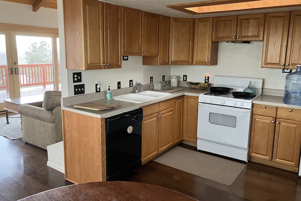 Photo of Kitchen in Lake Montezuma