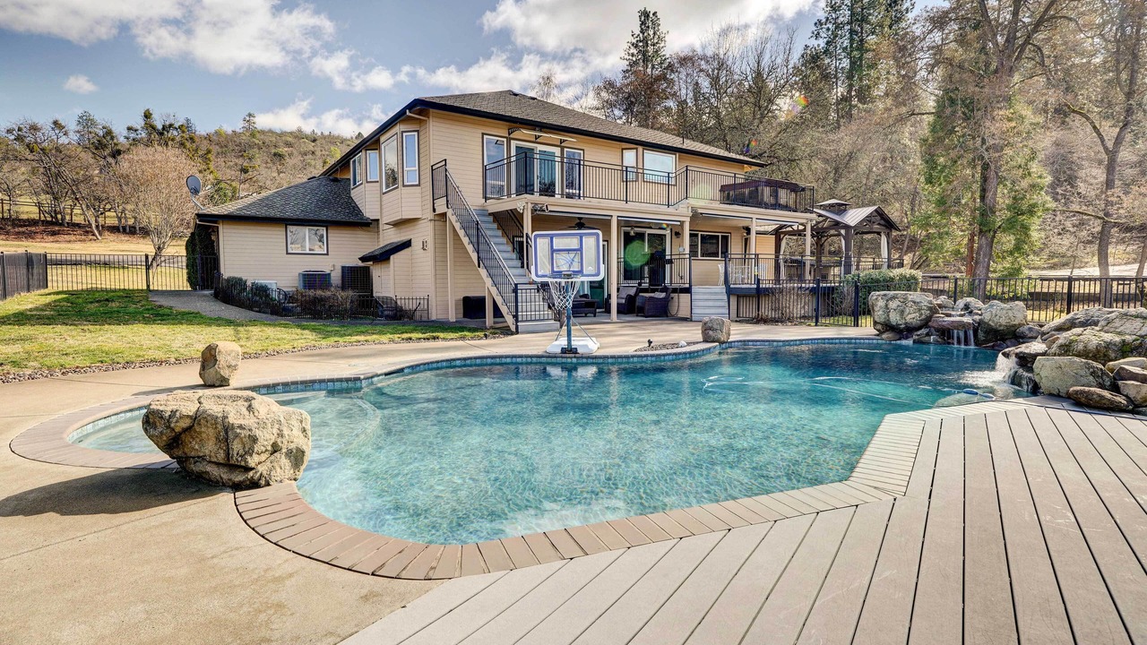 Photo of Outdoor in Medford