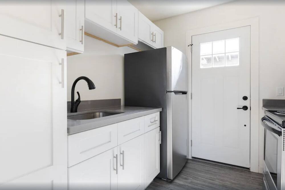 Photo of Kitchen in Entertainment District
