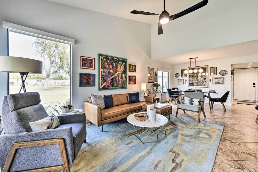 Photo of Livingroom in Sunrise Vista Chino
