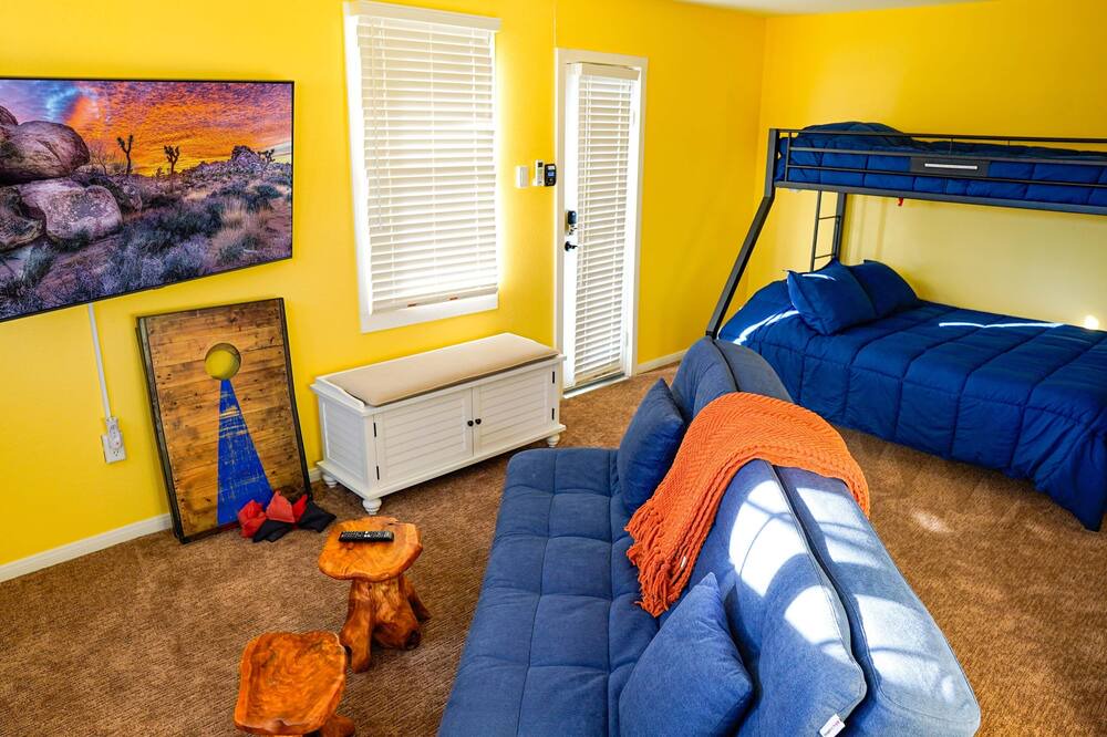 Photo of Bedroom in Morongo Valley