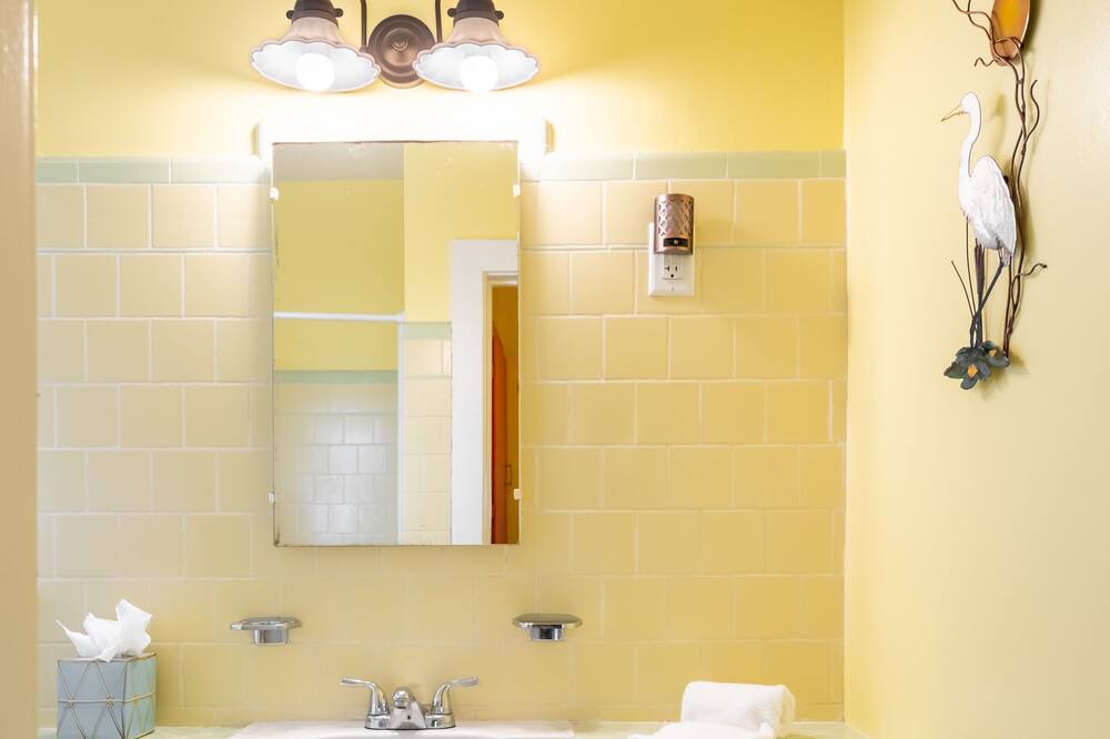 Photo of Bathroom in Morongo Valley