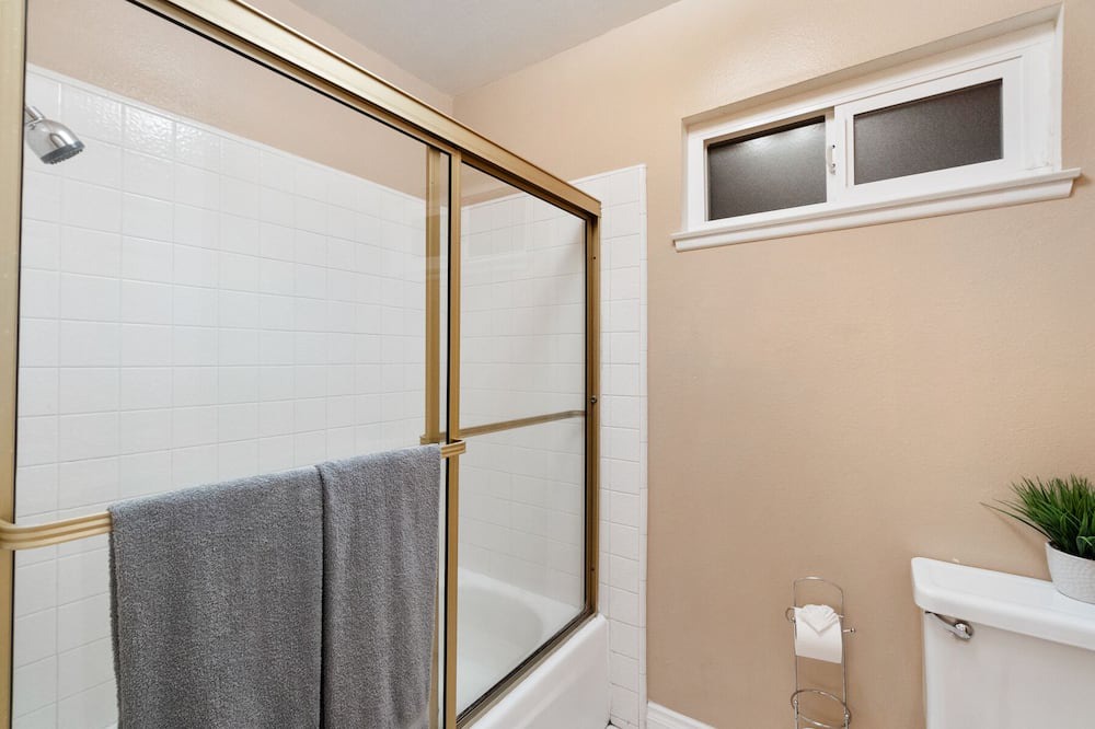 Photo of Bathroom in Westminster