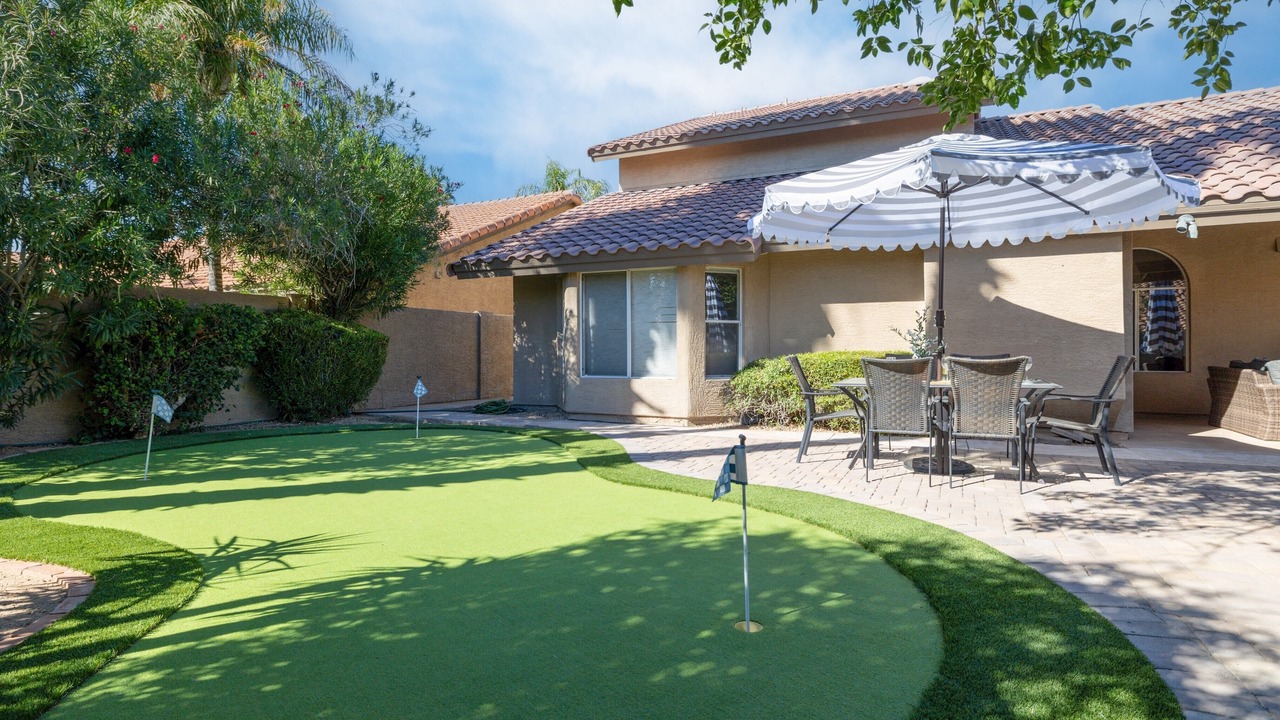 Photo of Others in Paradise Valley Village